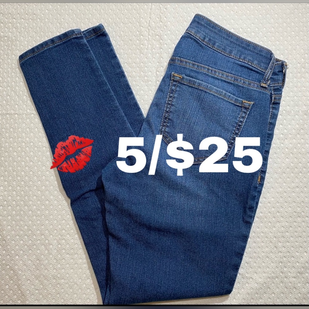 💋 Super Skinny Mid-Rise Jeans